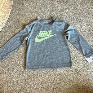 Nike toddler girls LL tee 2T